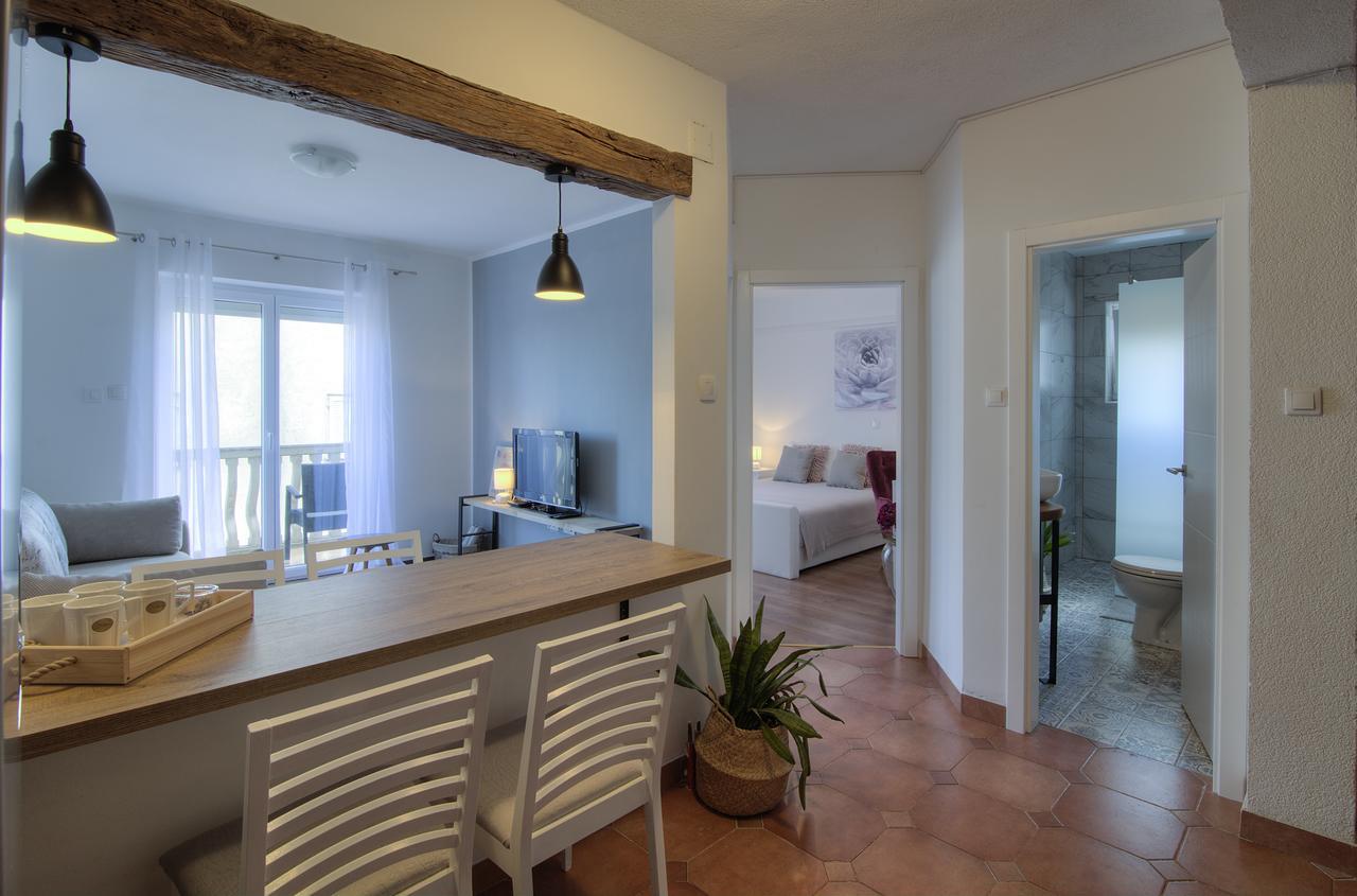 Apartments Lola Senj  Eksteriør billede